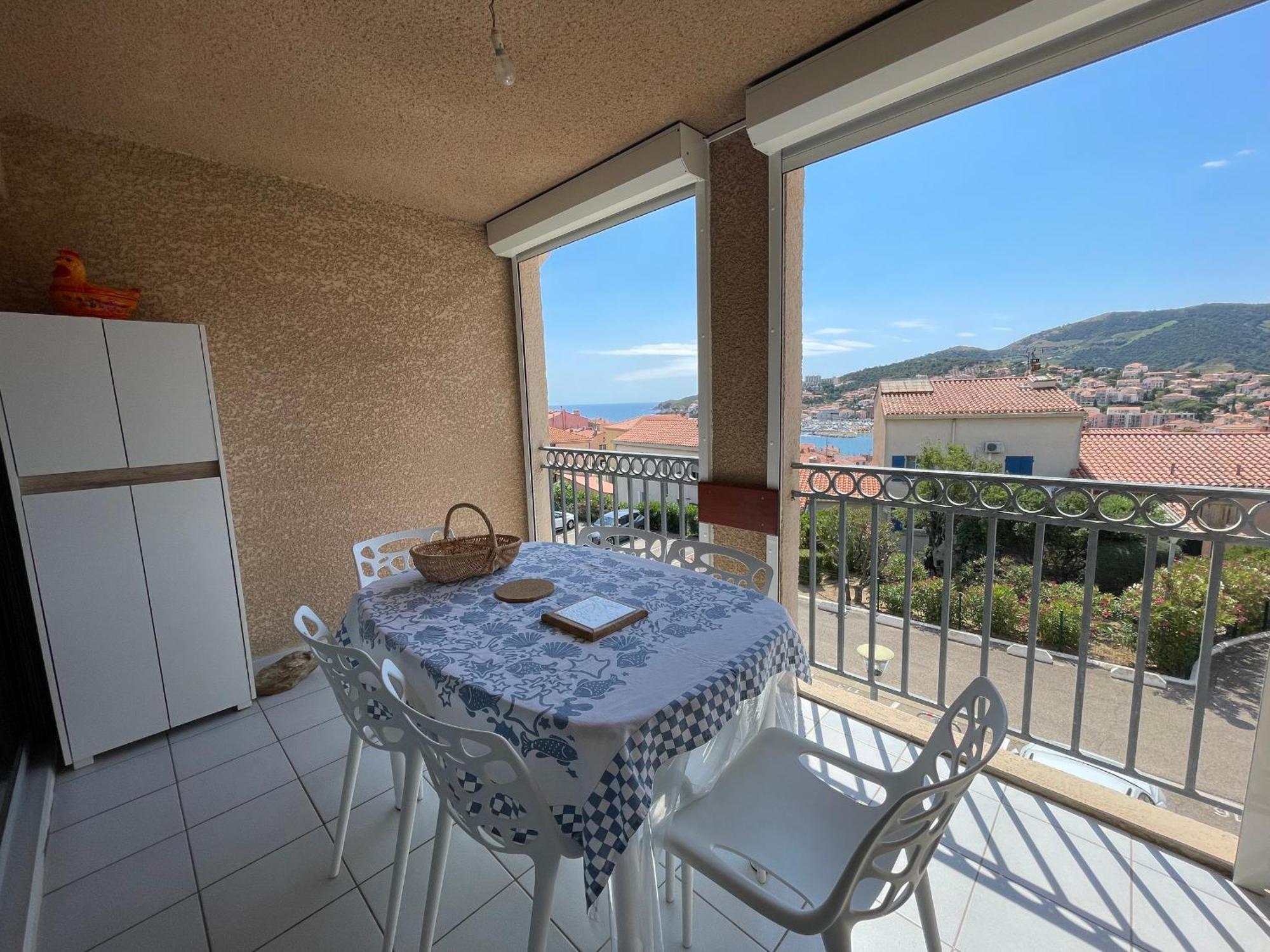 Banyuls-Sur-Mer : T2, Loggia Et Parking A 2 Pas De La Plage - Fr-1-309-39 Екстериор снимка